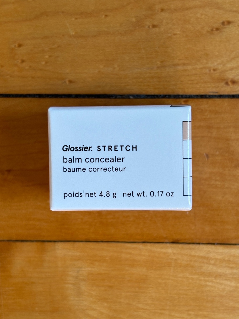 NIB Glossier Stretch Concealer for Dewy Buildable Coverage in Light 4